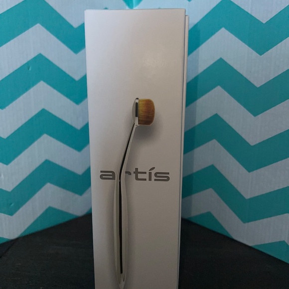 Artis Oval Brush - Oval 3 - NEW IN BOX NIB - Picture 2 of 4